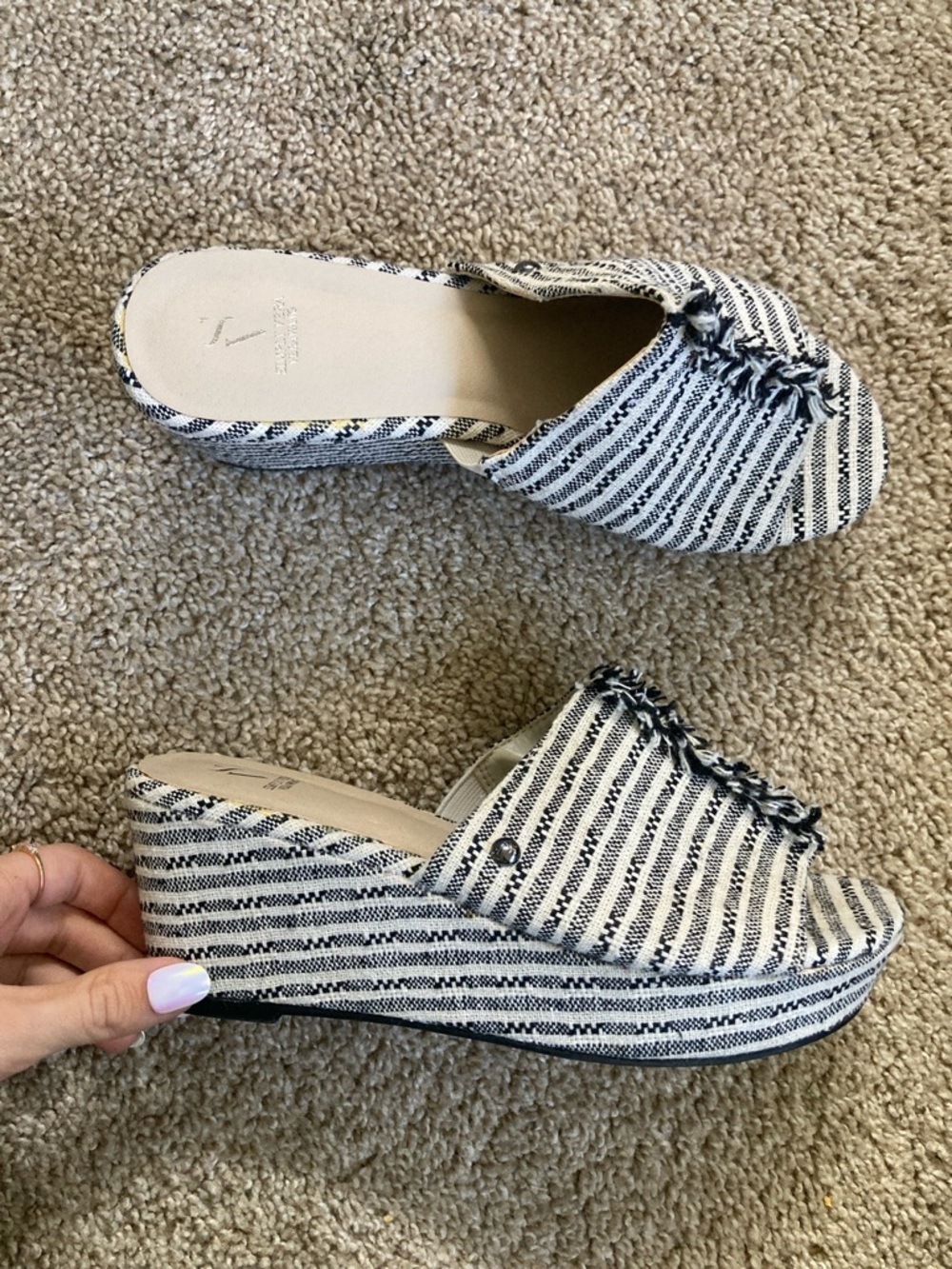 Simply Vera Striped Wedge Slide Sandals